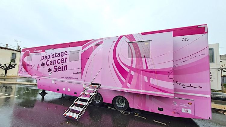 MAMMOBILE - Détection du cancer du sein en tournée dans le Gers